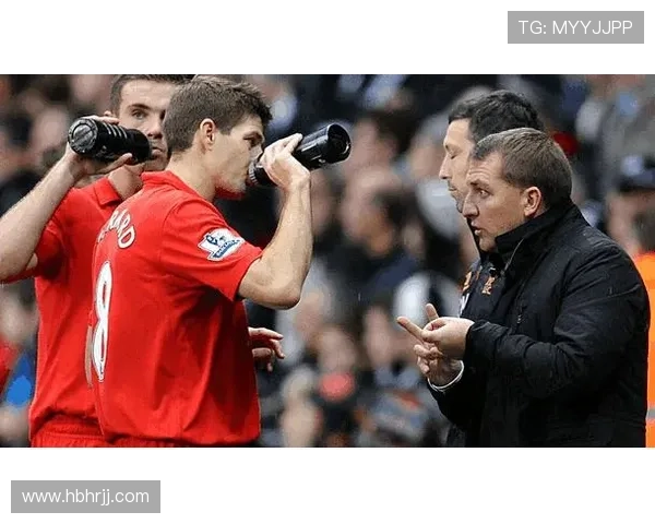 罗杰斯比赛阅读能力持续提升，战术执行力备受期待