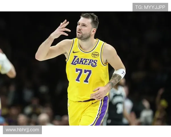 东契奇挡拆创造高效得分，拉开与哈登关键对决差距